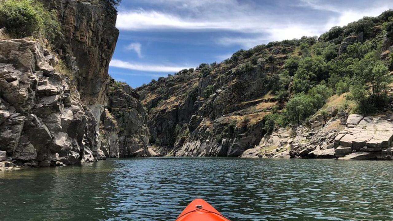 Cervera de Buitrago El Lago מראה חיצוני תמונה